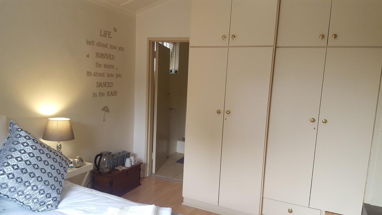 Pelikaan 9 Apartment สเตลเลนบอช ภายนอก รูปภาพ