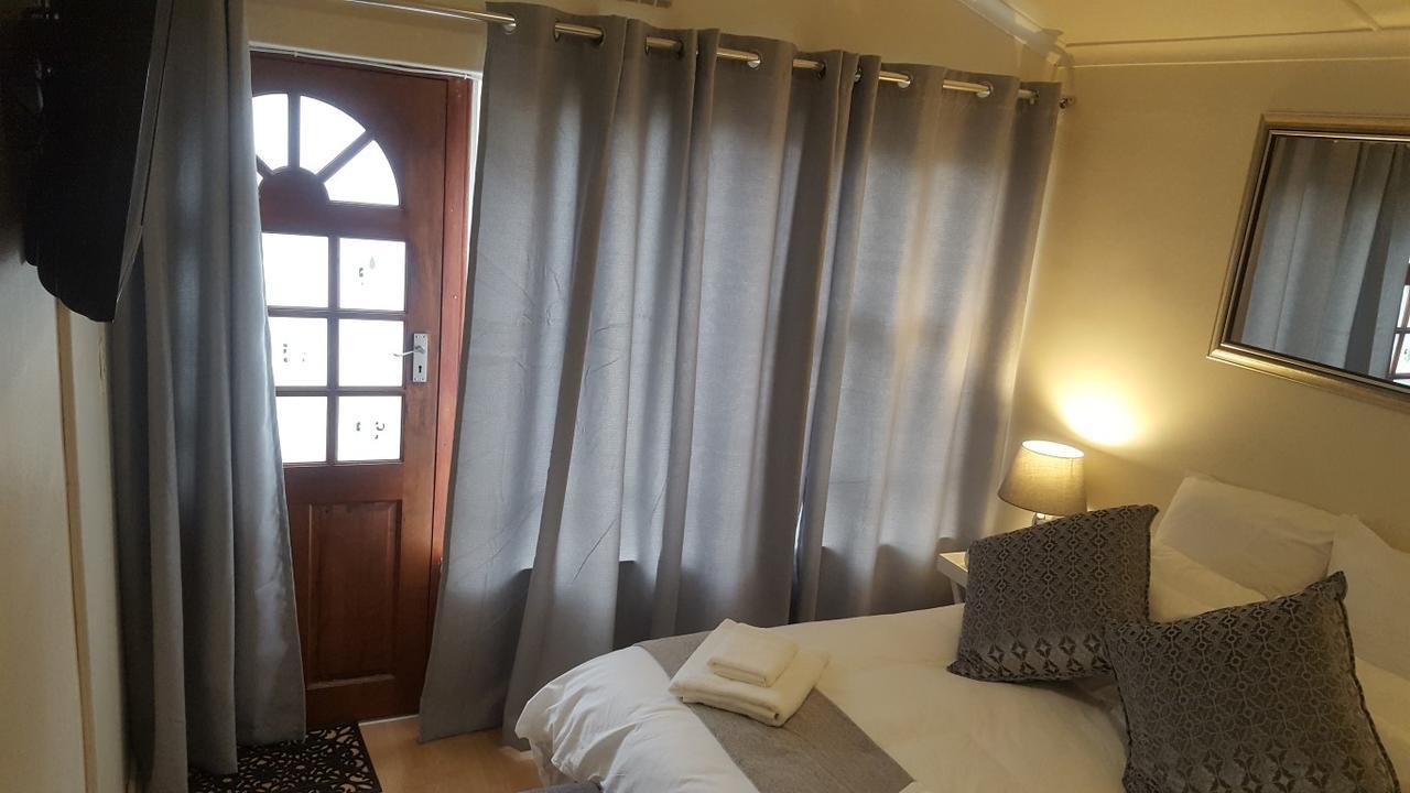 Pelikaan 9 Apartment สเตลเลนบอช ภายนอก รูปภาพ