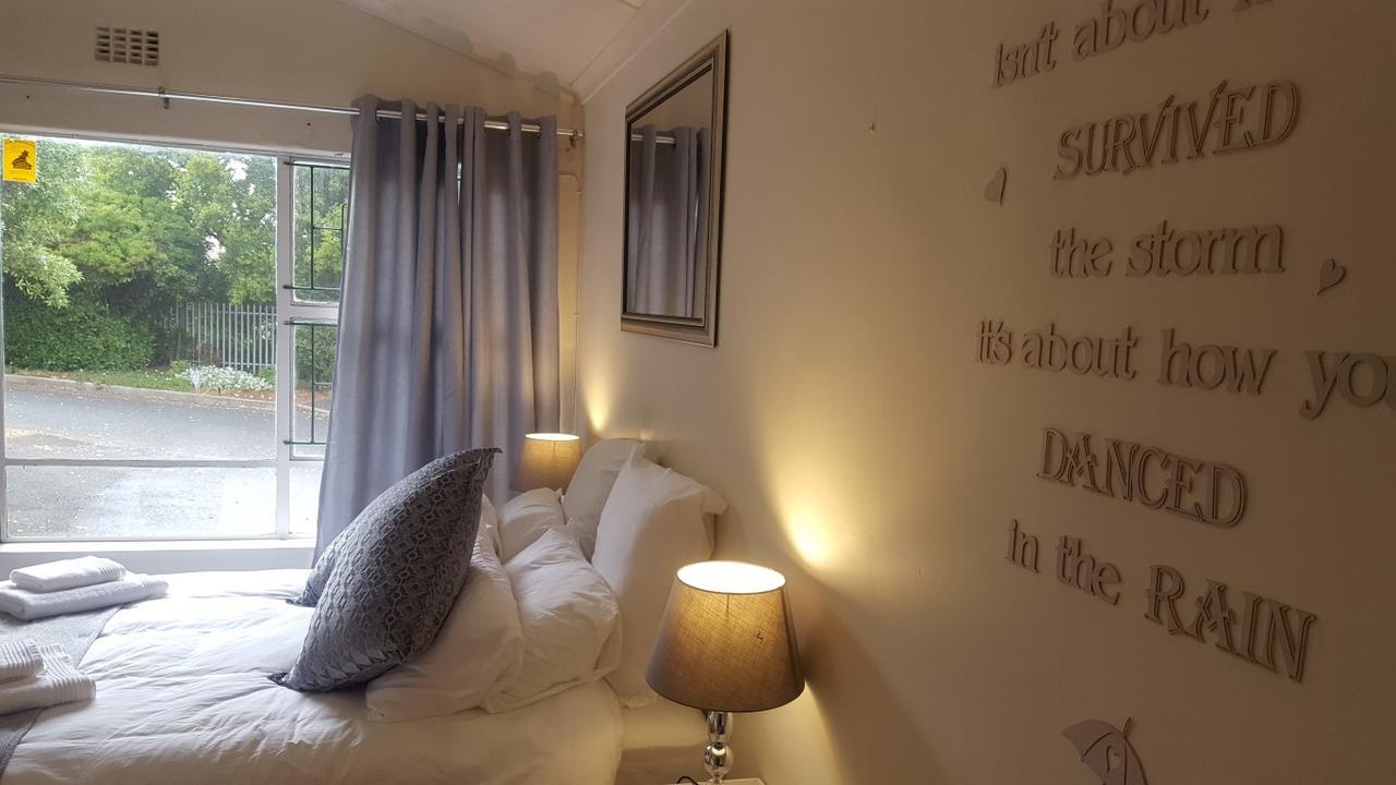 Pelikaan 9 Apartment สเตลเลนบอช ภายนอก รูปภาพ